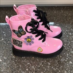 Steve Madden Pink Boots with Embroidered Patches. Size 10.